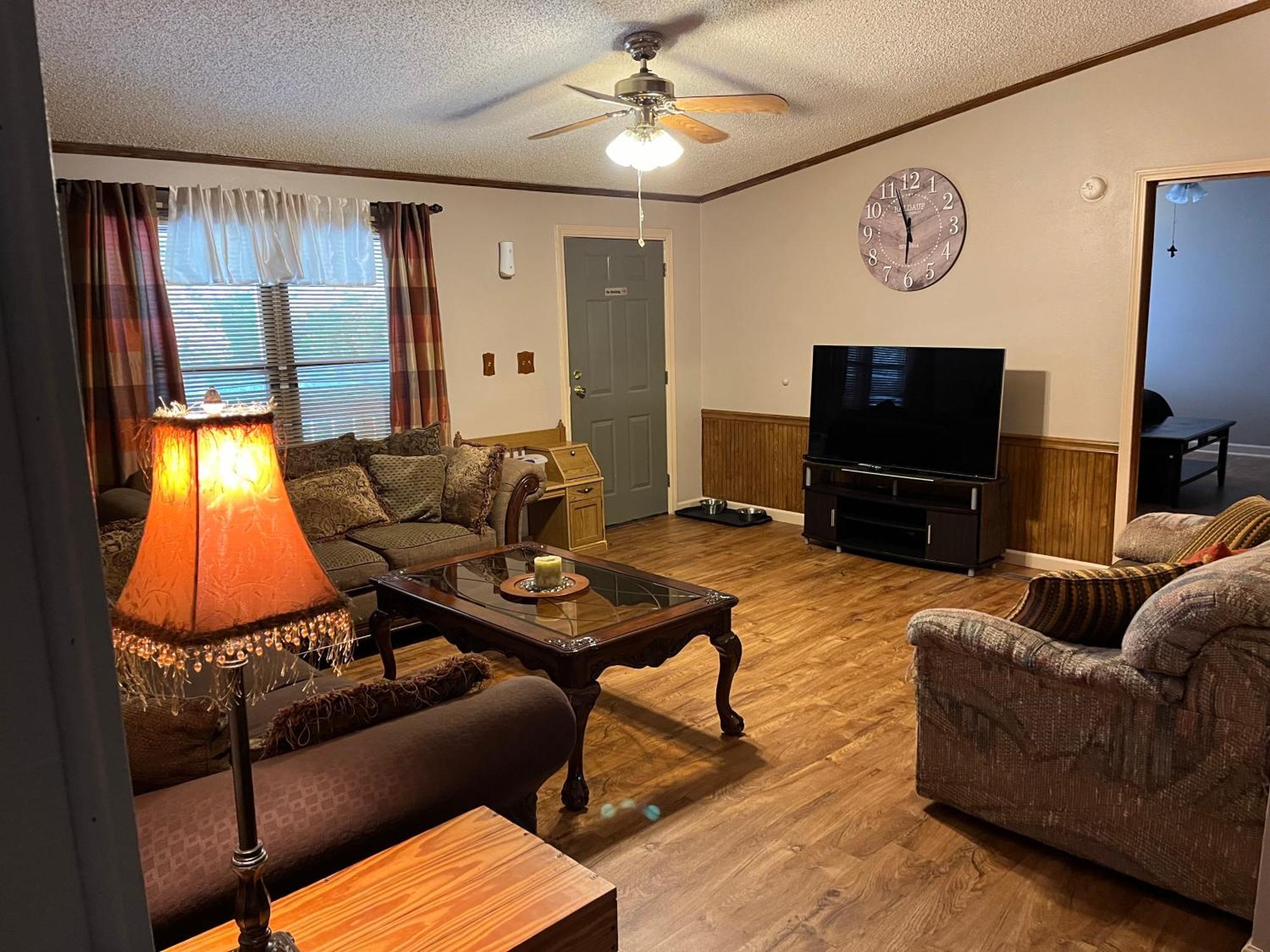 Winter Rentals - Eureka Springs, Beaver Lake Area - Two 4 Bd Full Houses And A 1Bd Unit מראה חיצוני תמונה